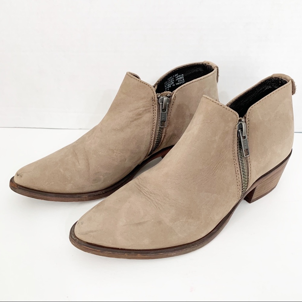 Steve Madden Ajay Suede Leather Ankle Bootie Side Zip Entry Rounded Pointy Toe